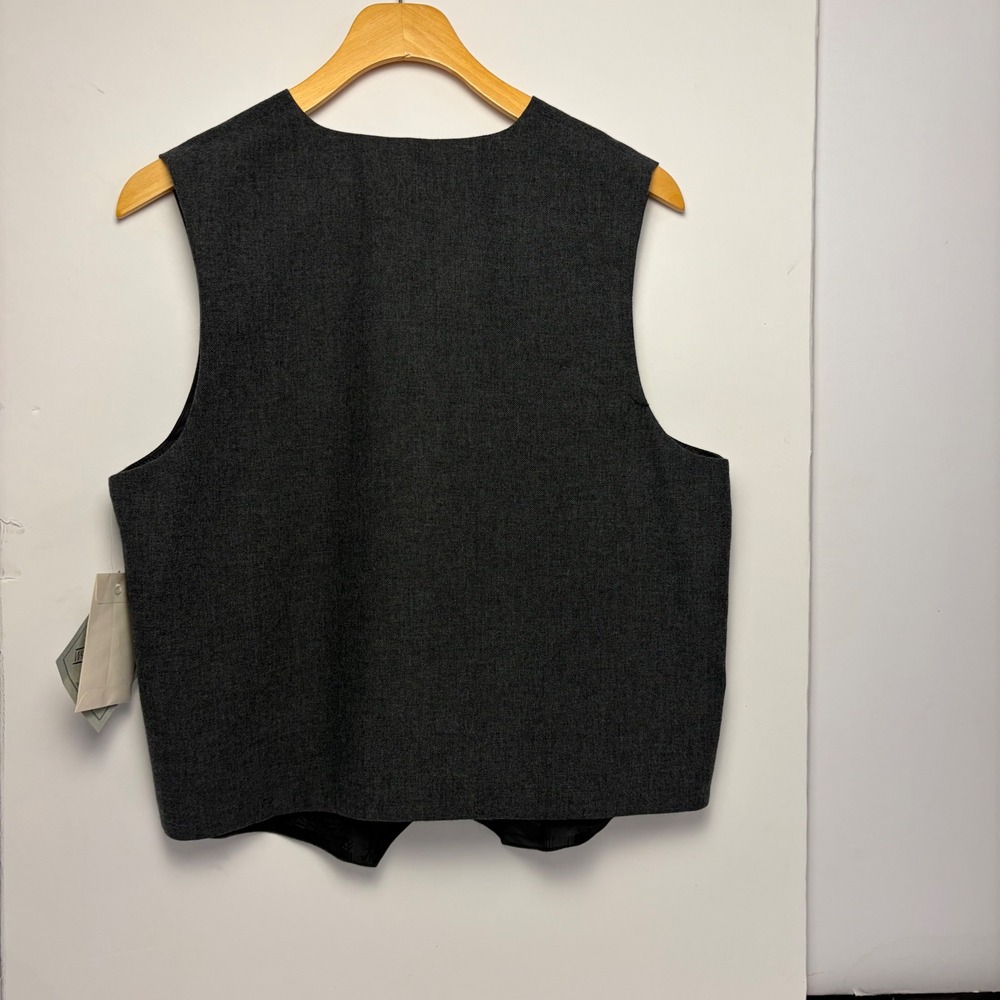 Orvis Mens Worsterlon Vest Charcoal Gray Button Front Made in USA Size M NWT - Picture 3 of 7